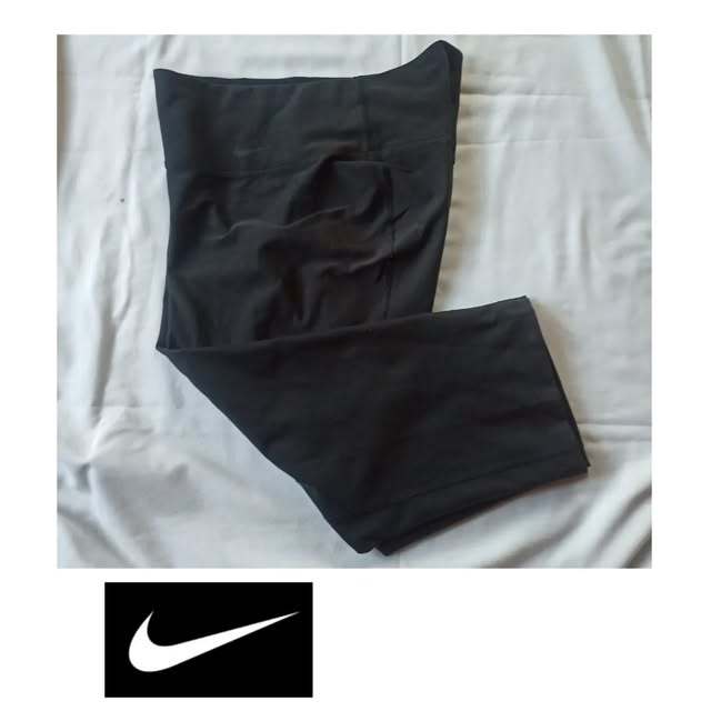 Nike legging / compression wide leg crop