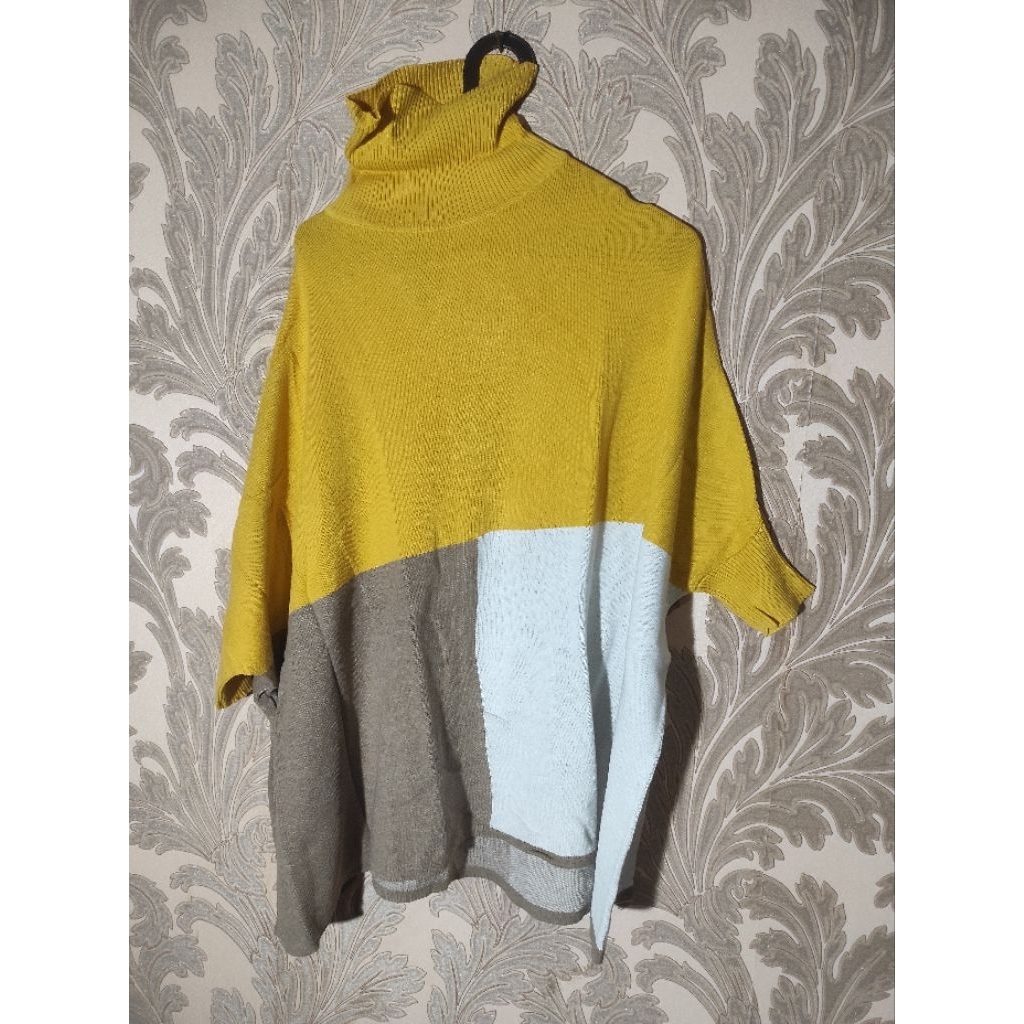 PRELOVED Sweater Rajut Wanita Beatrice Clothing Original Turtleneck Poncho Batwing Atasan Rajut