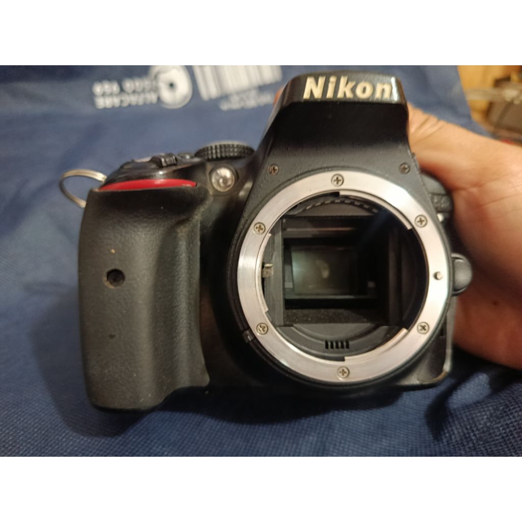 KAMERA NIKON D 5300 BODY ONLY