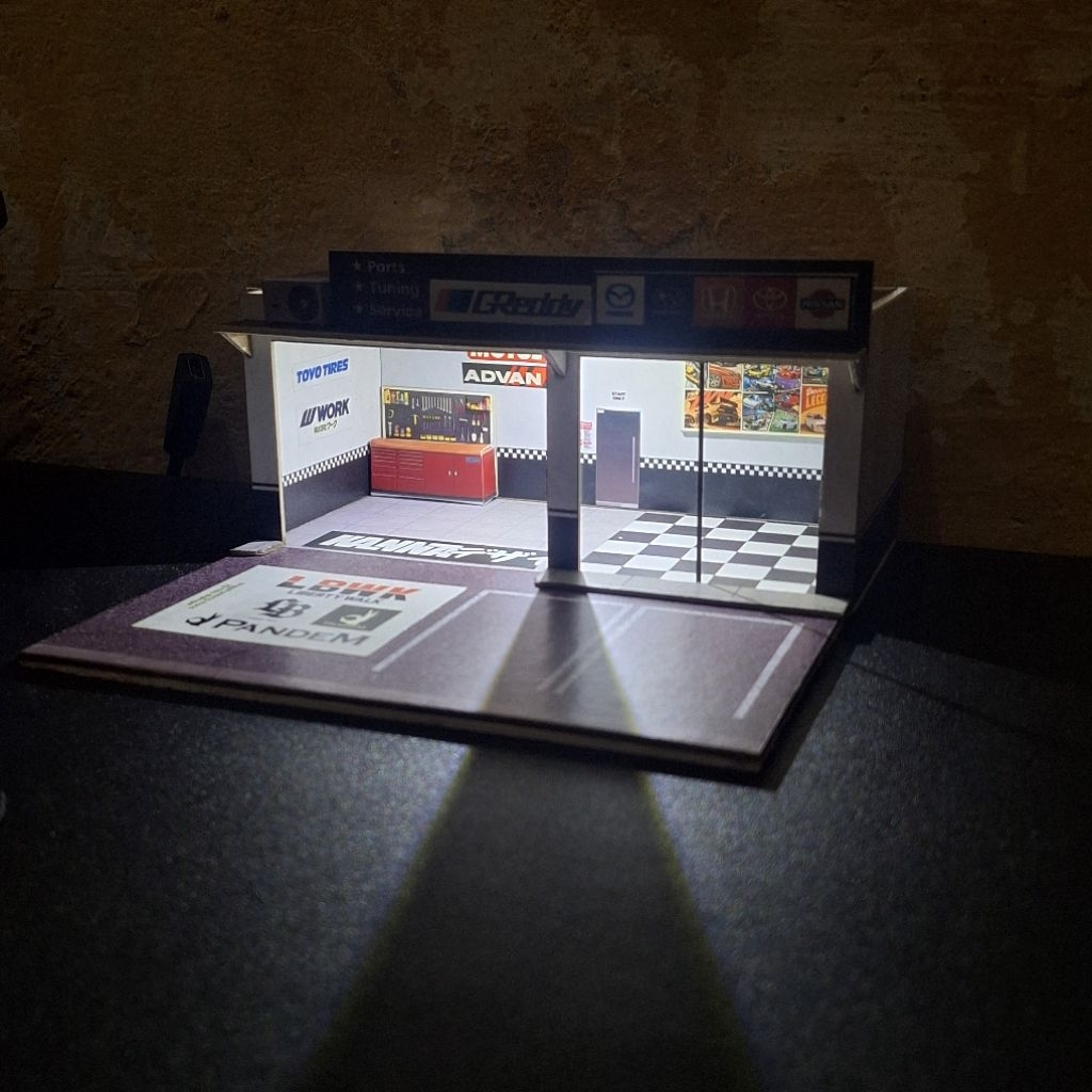 diorama + lampu usb diecast 1:64/hottwels