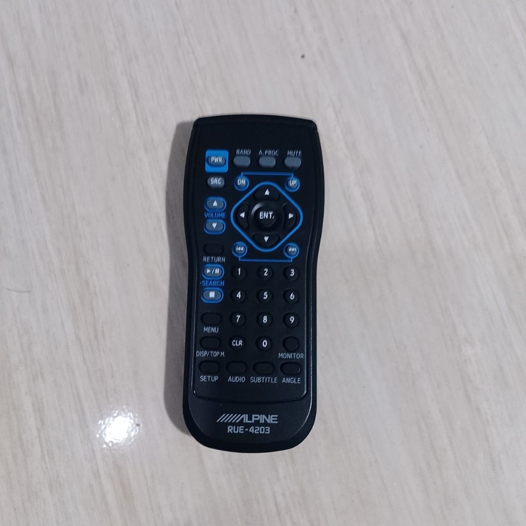 remote DVD head unit alpine