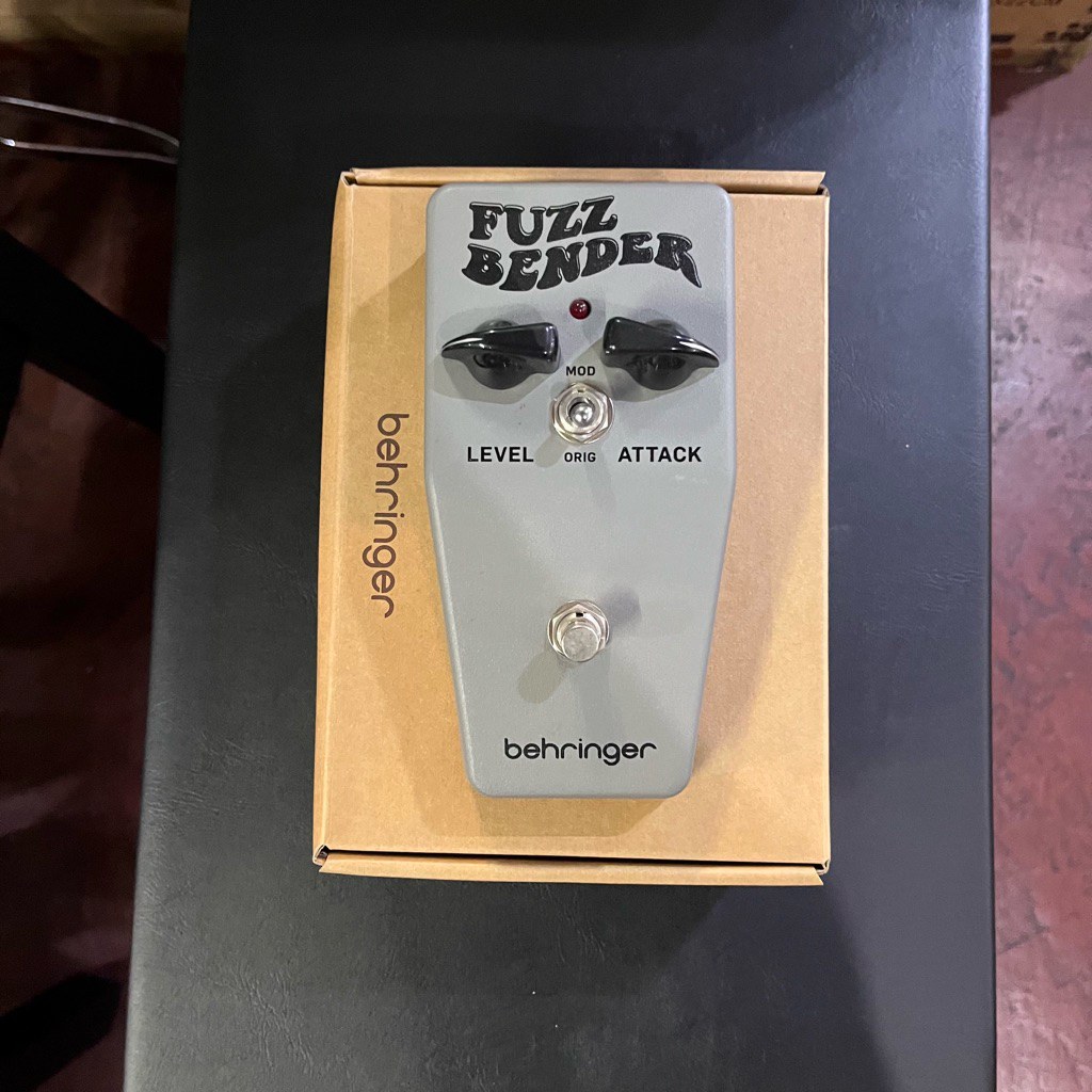 Behringer Fuzz Bender Pedal Efeck Vintage 60s Style Fuzz Pedal With Custom