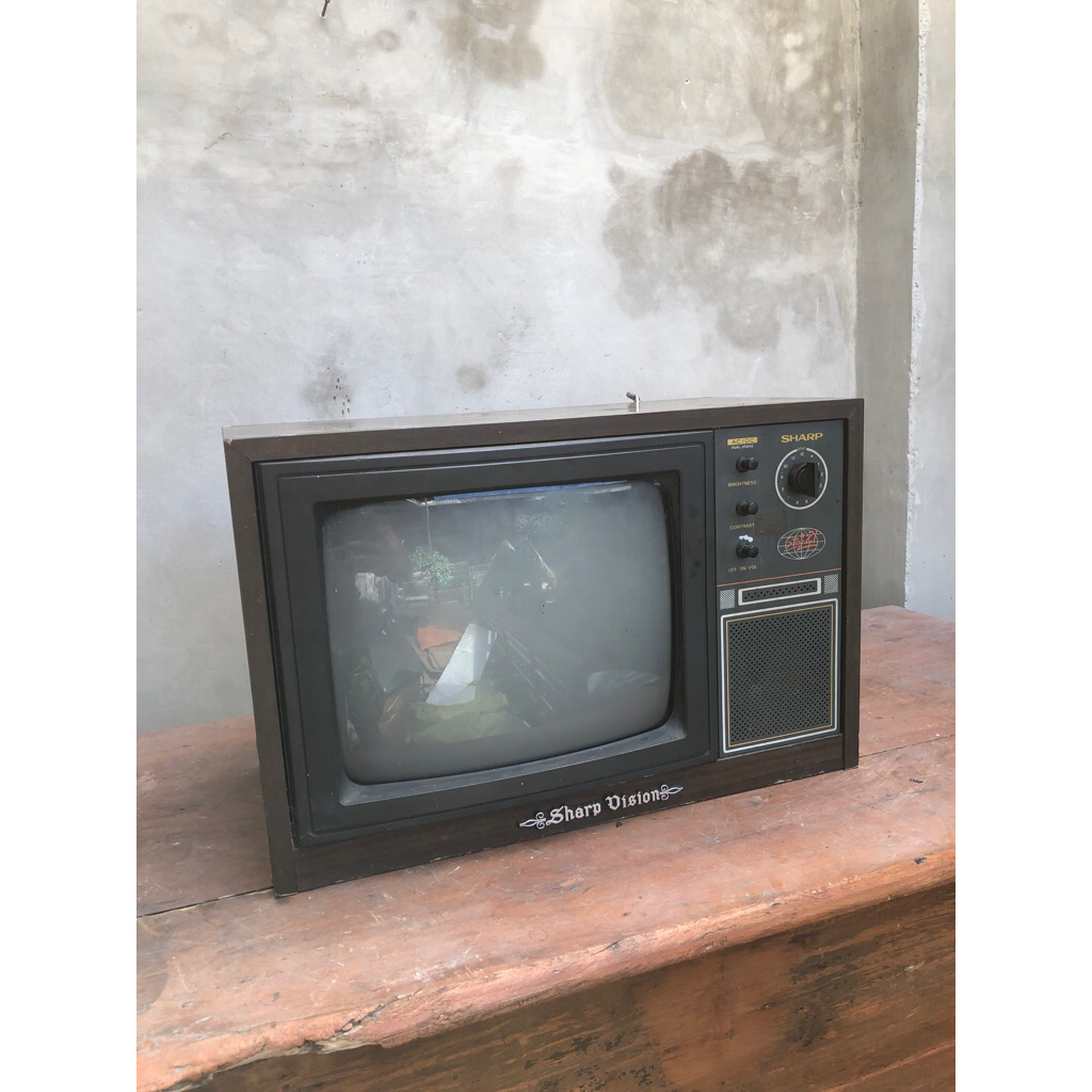 Vintage tv Lawas kayu sharp jadul