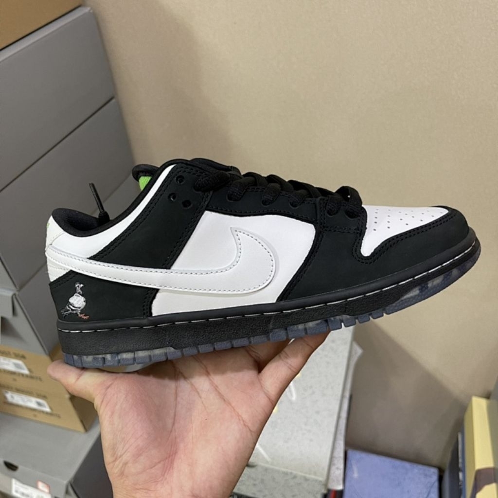 SB Dunk Low Pro Staple Panda Pigeon Kickwho