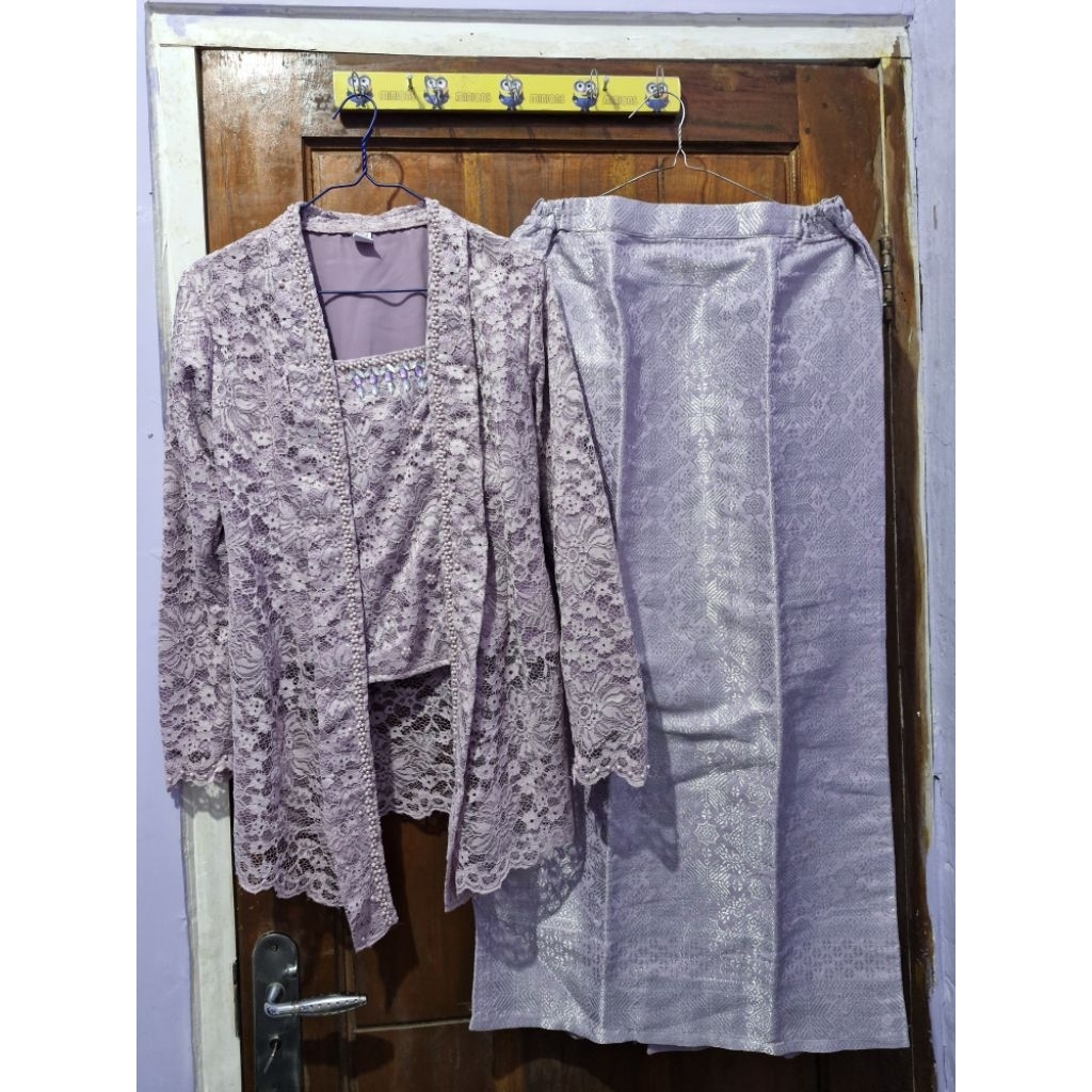 PRELOVED SET KEBAYA BY IZARA BATIK