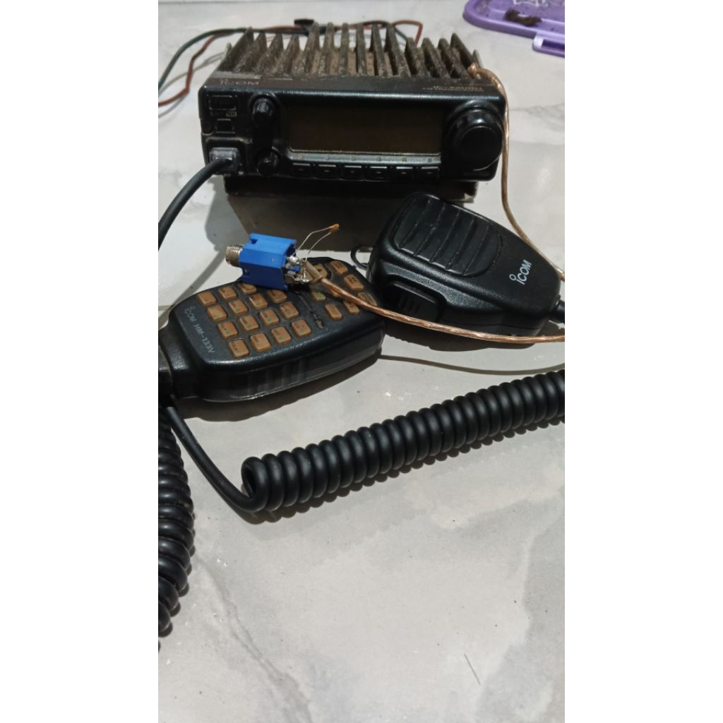 icom 2200 black icom ic2200H black radio rig icom 2200