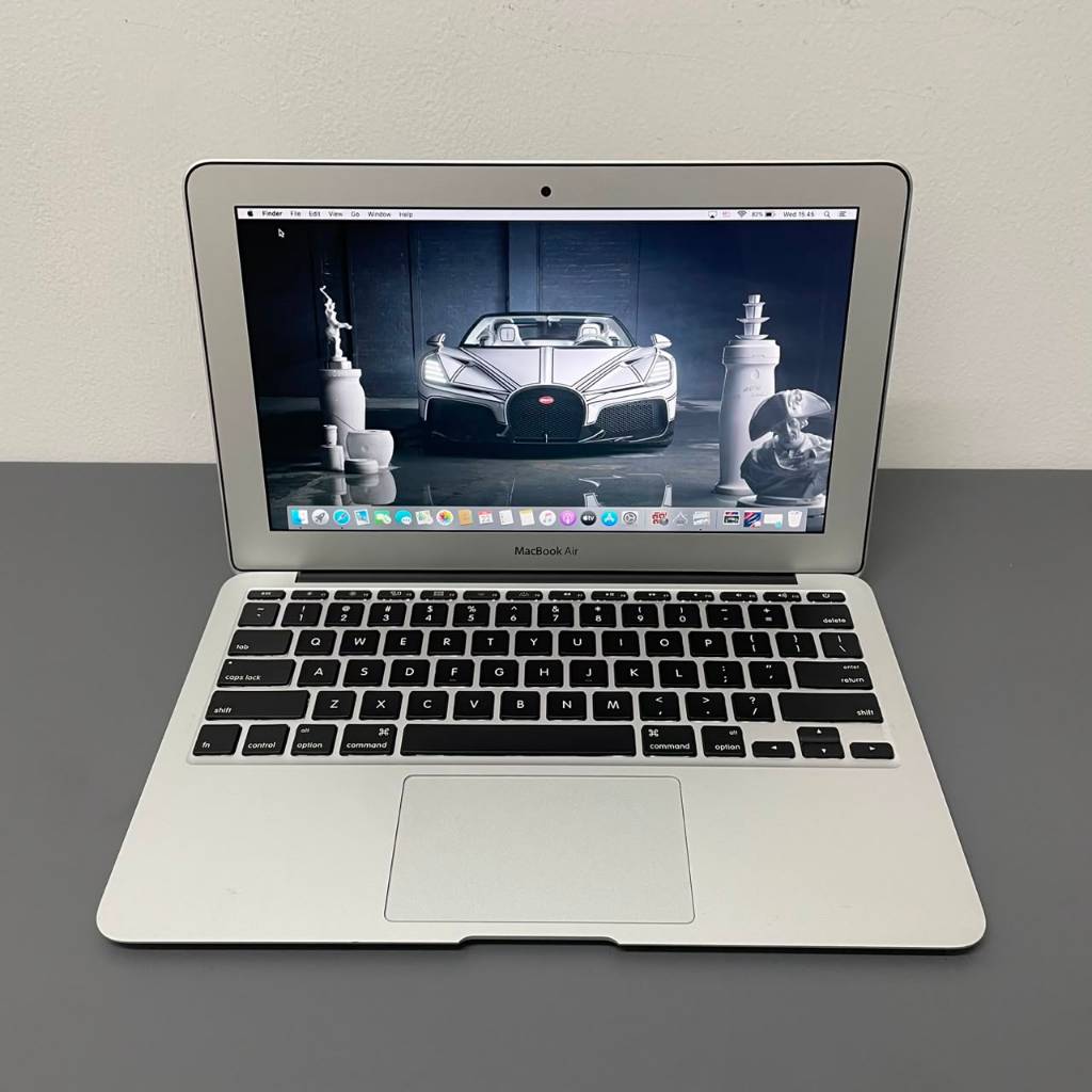 macbook air 11inch 2013/2014/2015 second mulus Ram 4 ssd 128/256 GB intel core i5