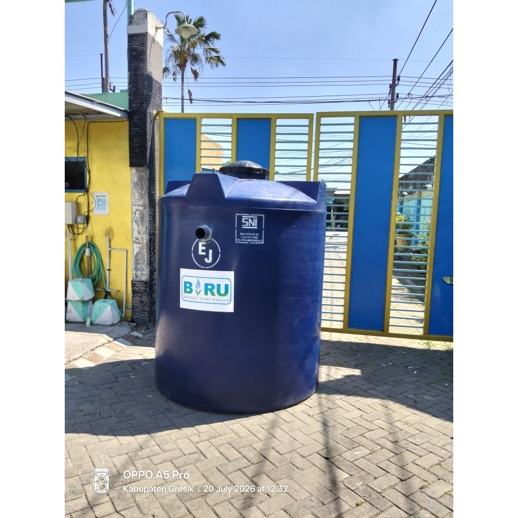 Biogas Digester 3000 L