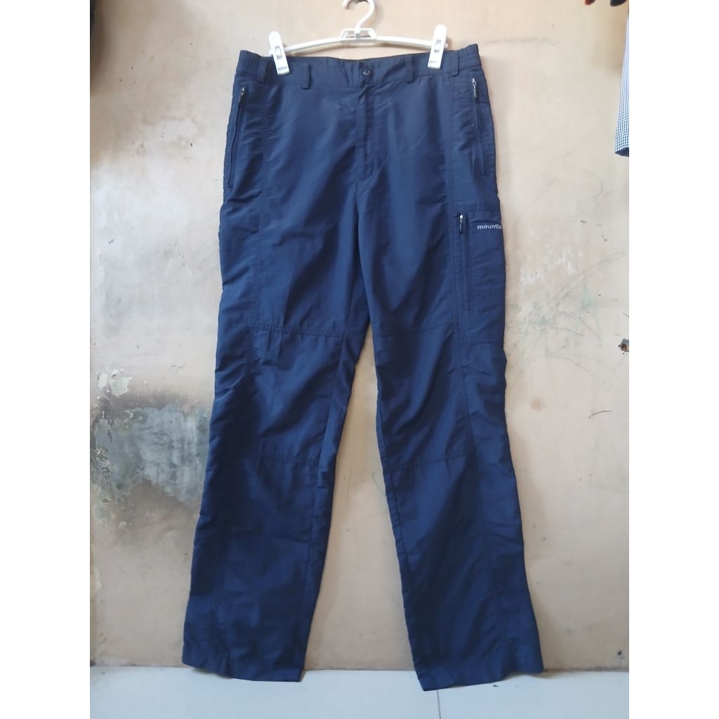 CELANA OUTDOOR MOUNTIA CARGO PARASUT