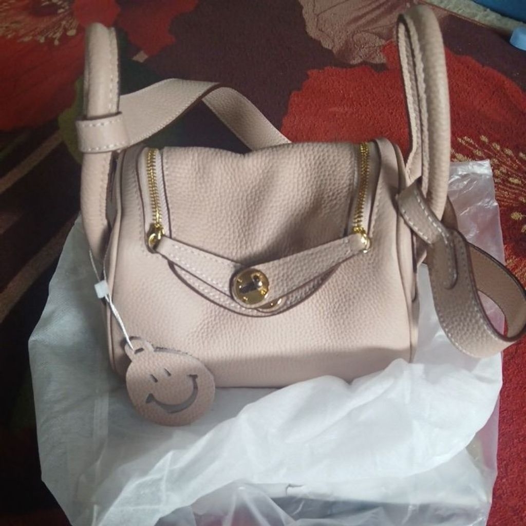 Tas lindi