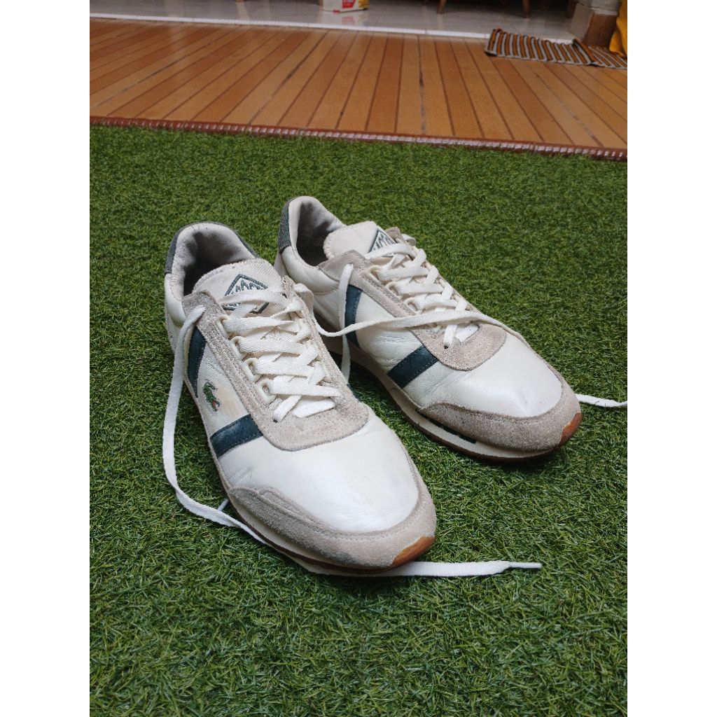Sepatu sneakers second. Sepatu sneakers preloved. Sepatu kulit second. Sepatu kulit preloved. Sepatu
