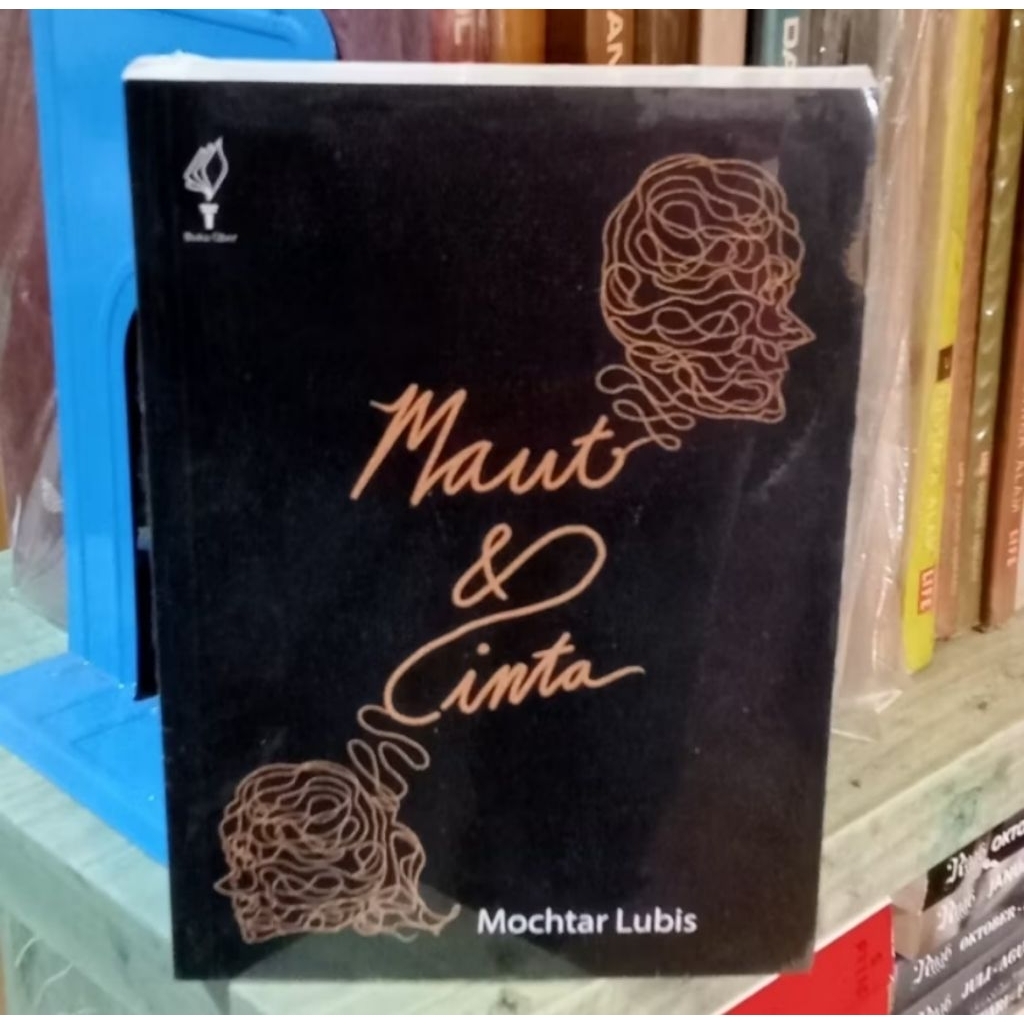MAUT DAN CINTA - Mochtar Lubis