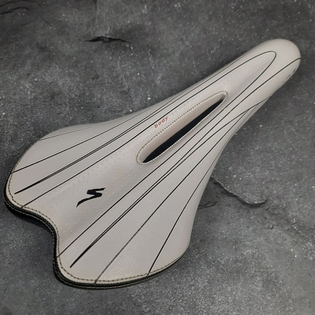 Specialized Riva Saddle 143mm - Sadel Specialized Riva 143