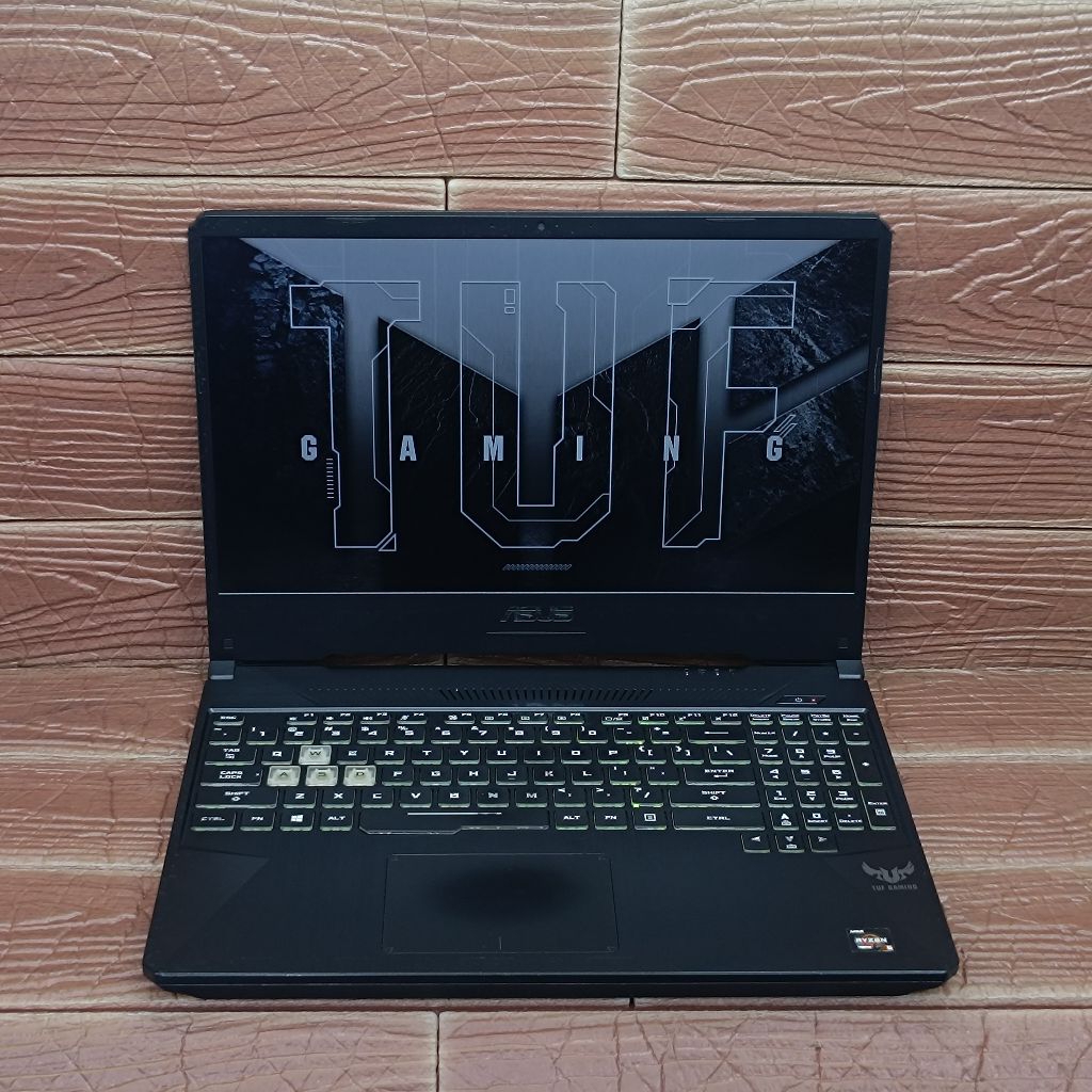 Laptop ASUS TUF GAMING FX505DY AMD RYZEN 5-3550H RAM 8GB SSD 256GB RX 560X RGB