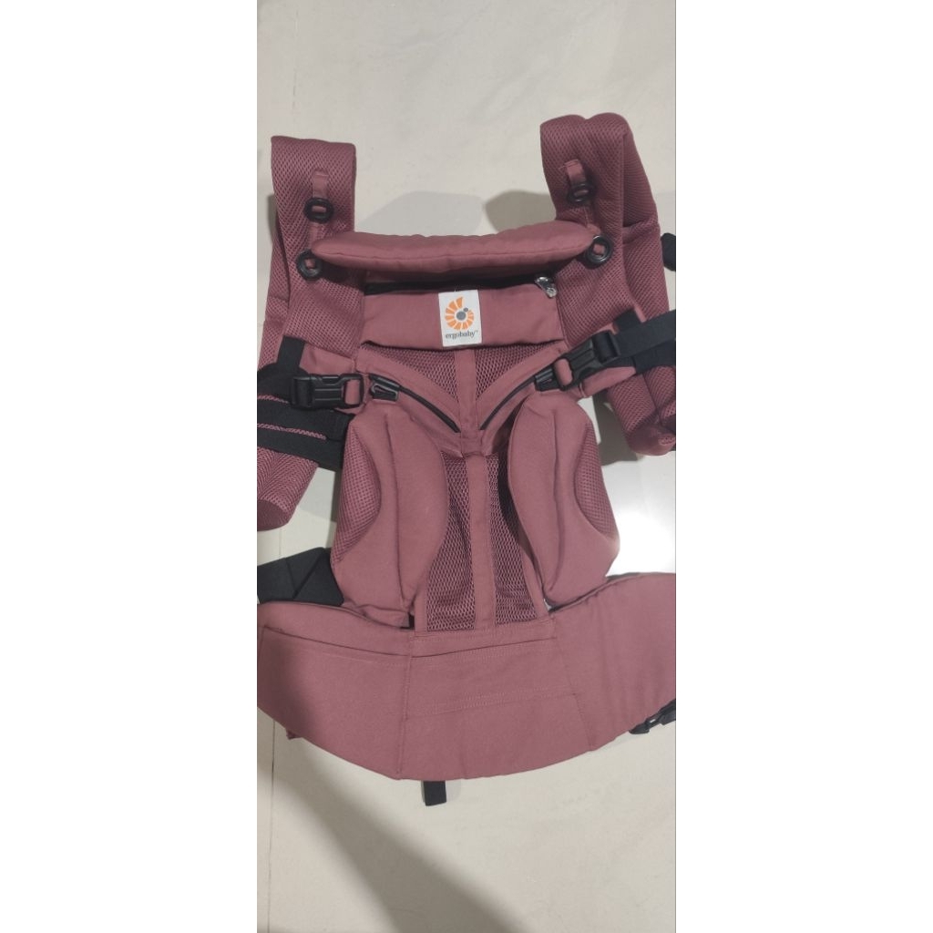 Preloved Ergobaby 360 CoolAir - Plum