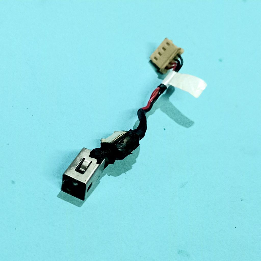 konektor dc laptop Toshiba Satellite M840