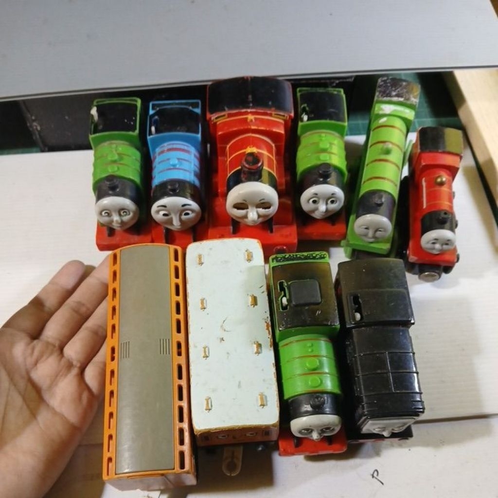 KERETA THOMAS BESAR bekas