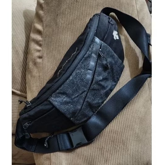 Tas Waistbag Descente (second)