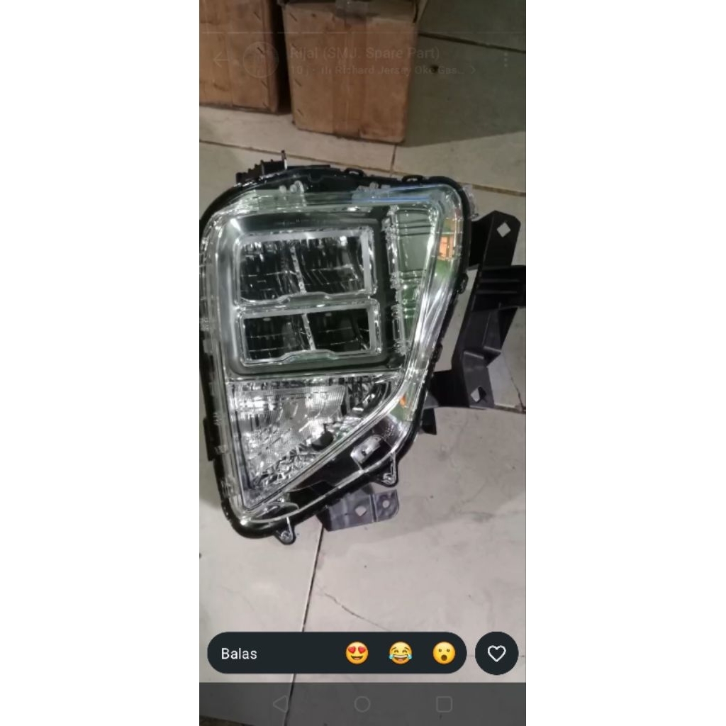 Lampu Depan Xpander cross(kanan)