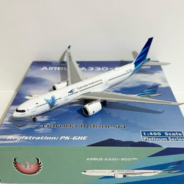 Diecast Pesawat Garuda Indonesia A330-900neo PK-GHE Great Experience Livery Phoenix 1:400