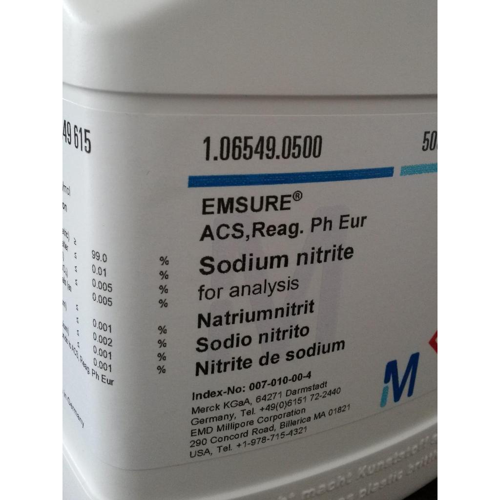 Natrium Nitrite / NaNO2 / Natrium Nitrit / Sodium Nitrit