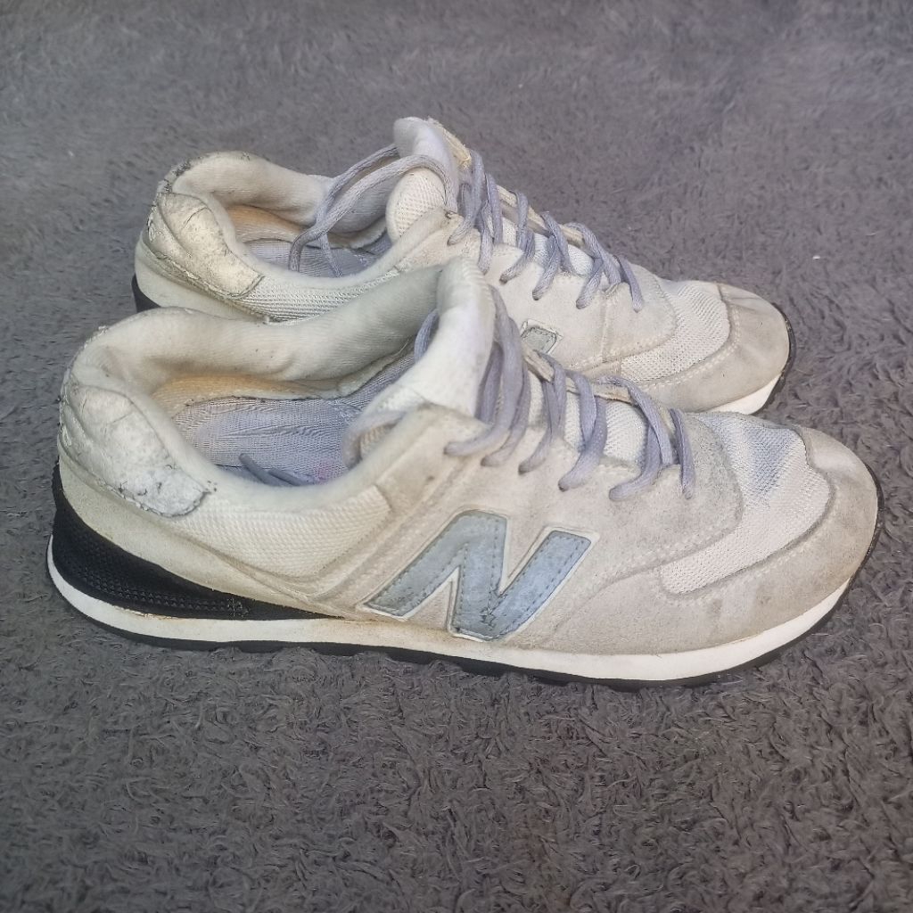Original Sepatu New Balance 574 Abu Putih Size 41.5 26cm Preloved Nb Pria Wanita Minus