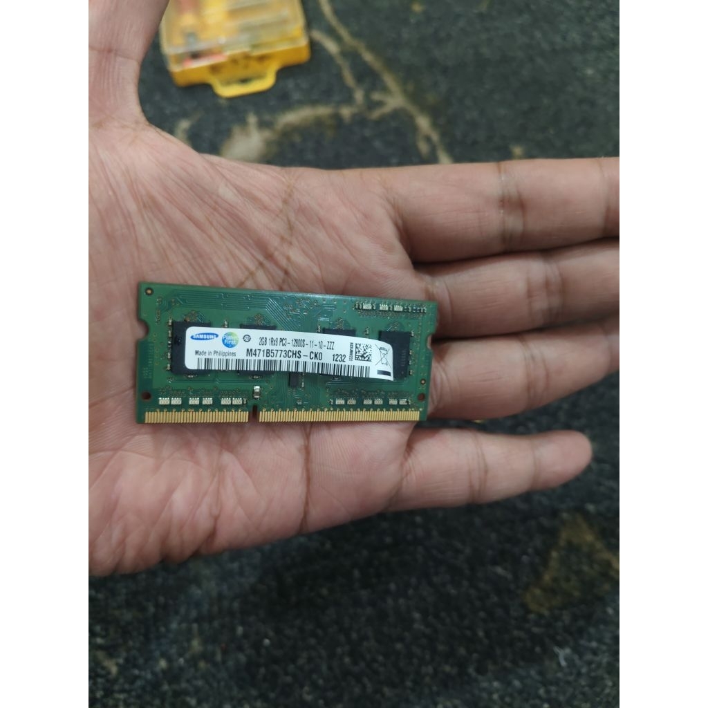 Memory Ram Laptop SAMSUNG DDR3 2 GB PC3 12800S 1Rx8