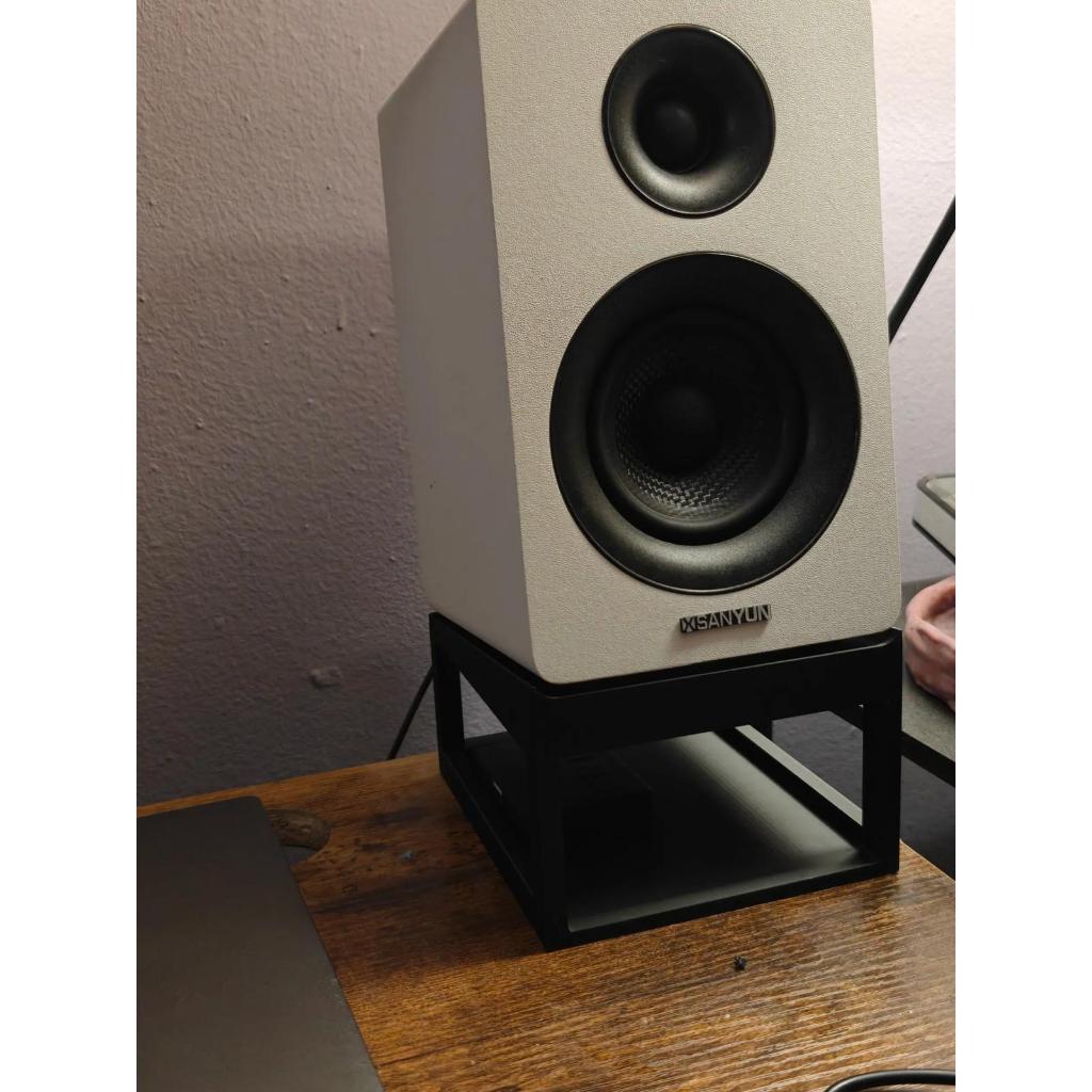Stand Speaker monitor atau dudukan Speaker monitor 1 Set