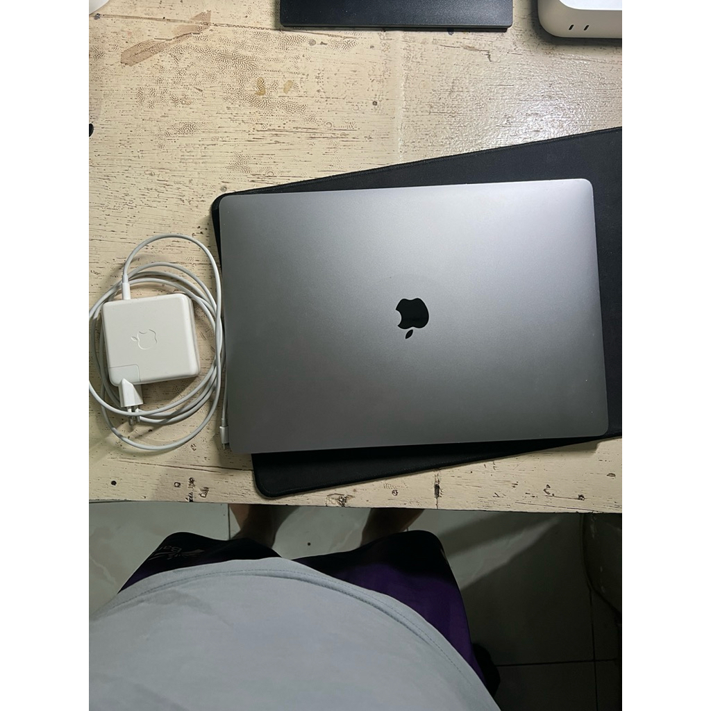 Macbook Pro 2019 16/512 i7 (Mati Total)