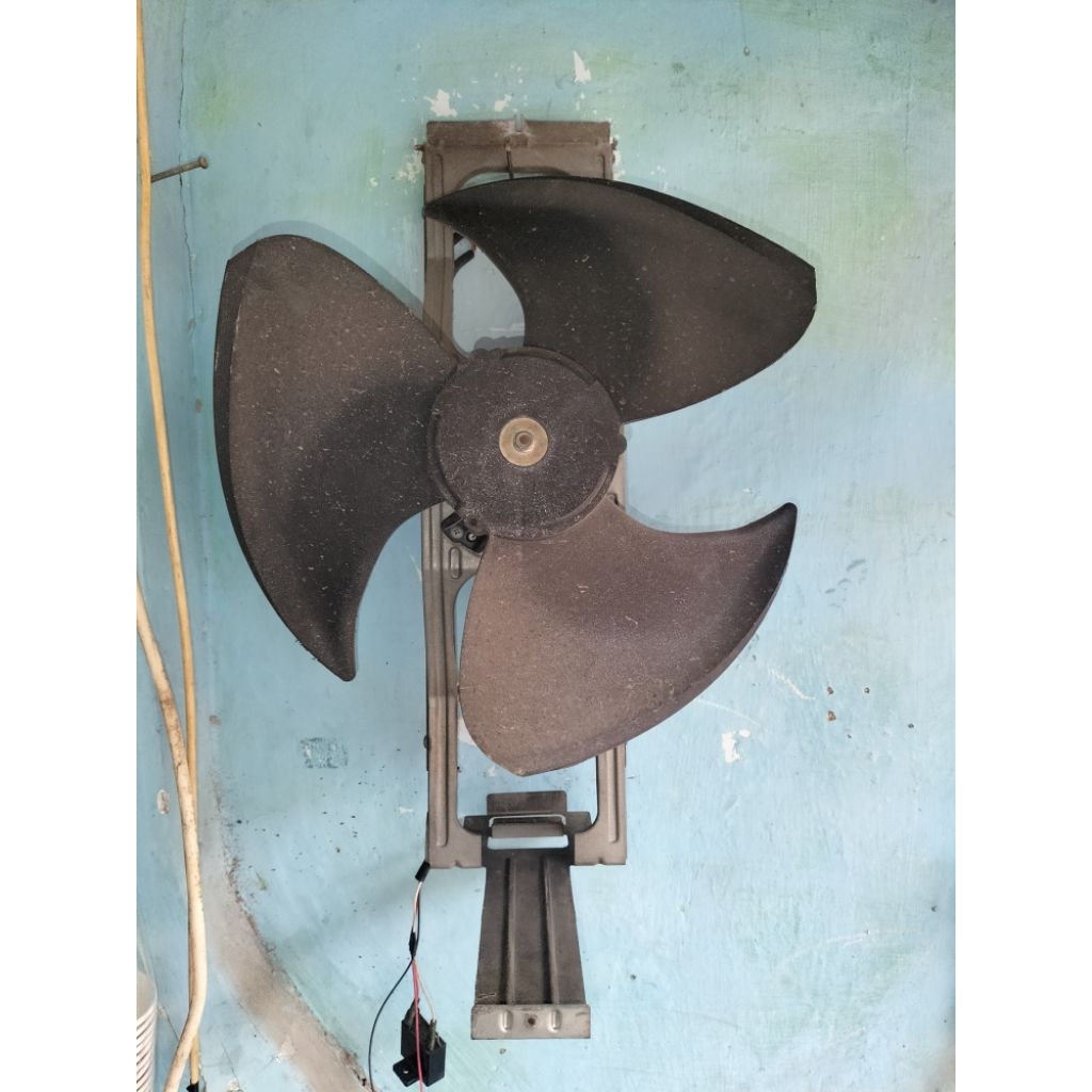 Kipas Blower AC Tinggal Colok angin kencang