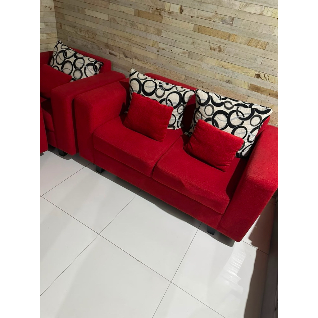 preloved sofa