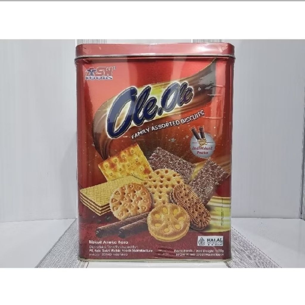 Biskuit Ole Ole Assorted Biscuit Kaleng Segi 600 gram