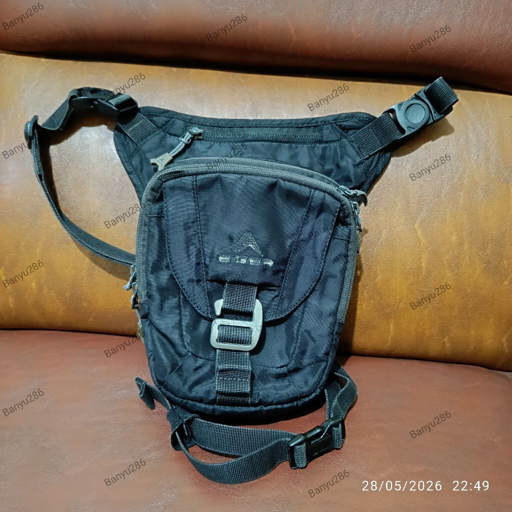 Tas Paha / Selempang EIGER Legpack Militant Original Bekas / Second Warna Hitam