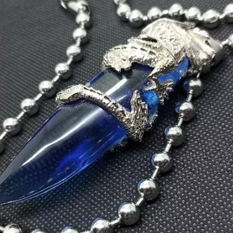 LIONTIN BATU OBSIDIAN BIRU