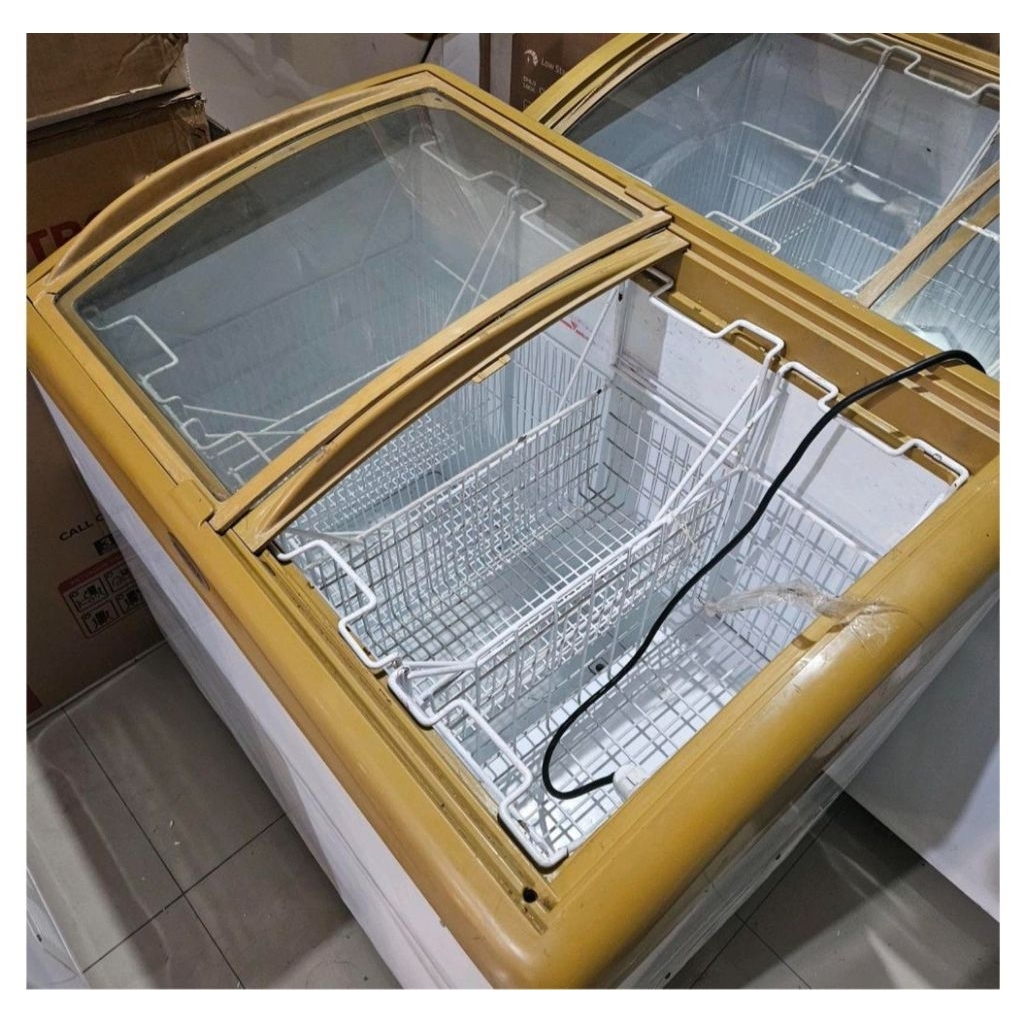 BOX FRESER / FREEZER FROZEN SLEDING 250 LITER BEKAS / SEKEN