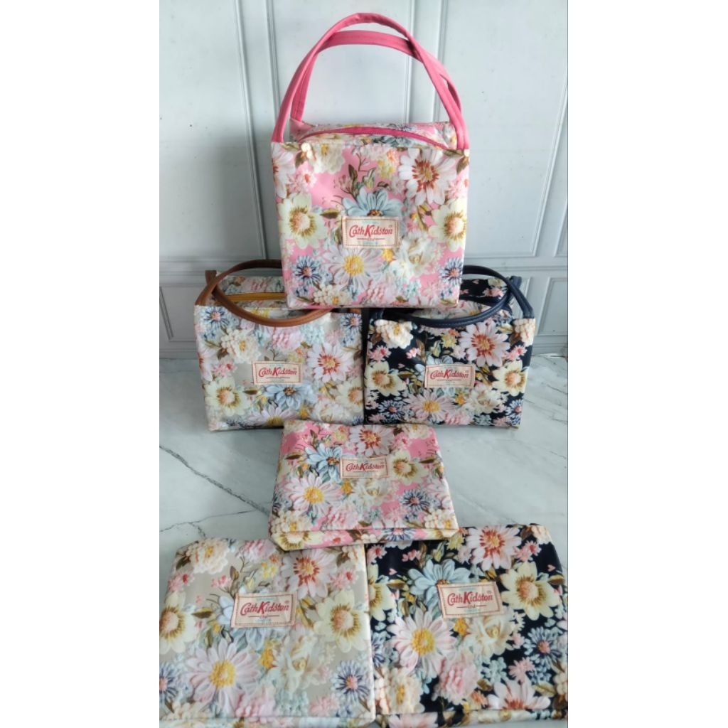 Tas Selempang wanita Cath kidston motif jumbo