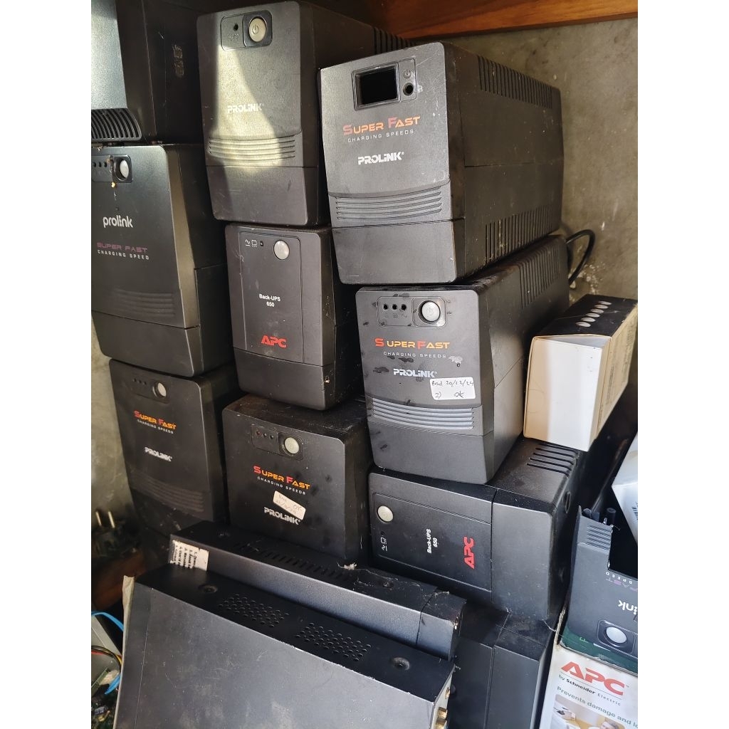 Casing UPS bekas baik