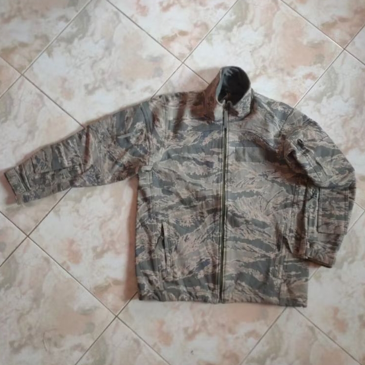 Jaket Massif Mountain Gear Flame Resistant Camo