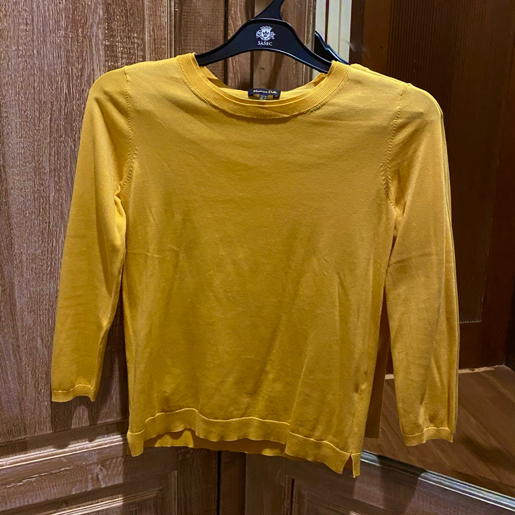Massimo Dutti Lightweight Sweater Mustard