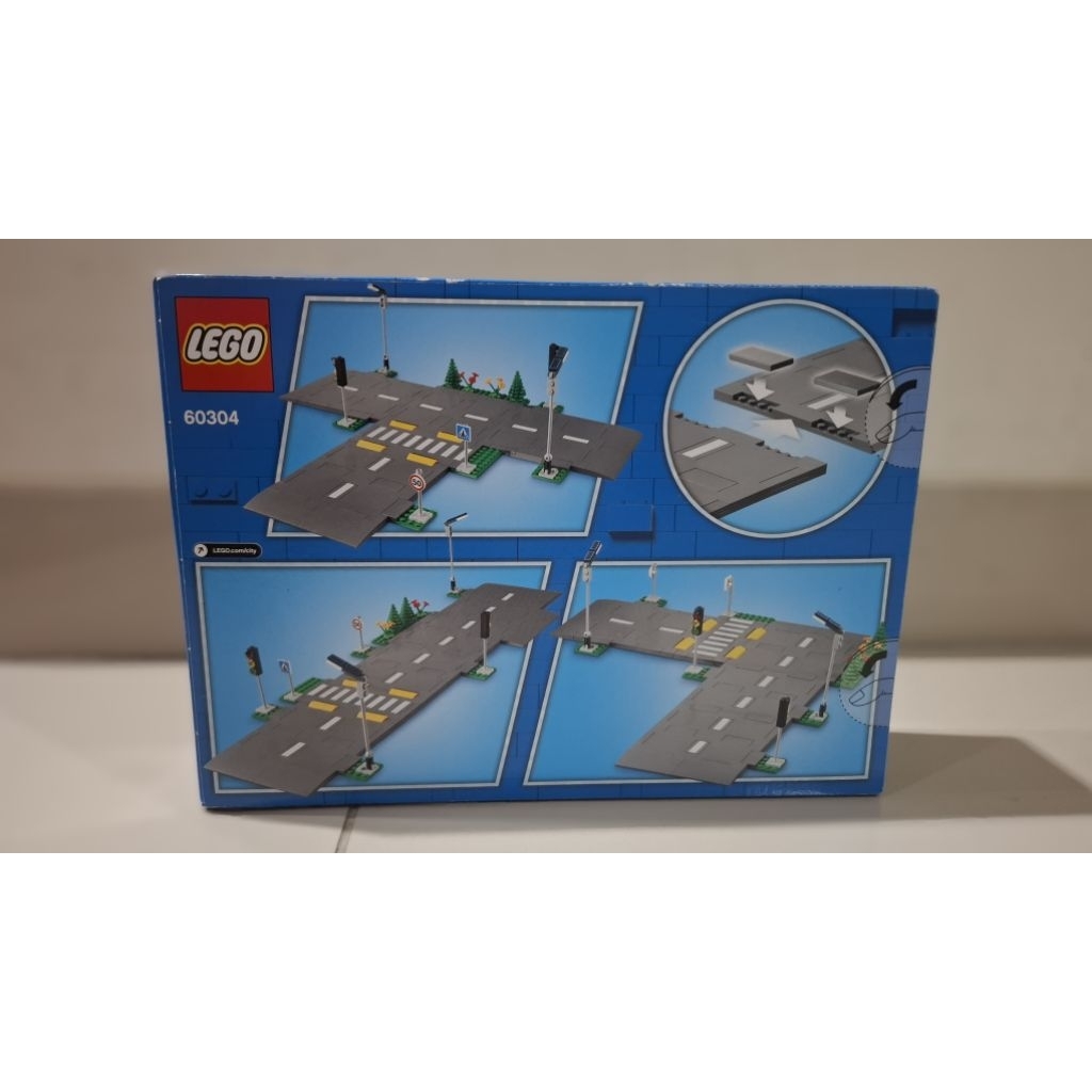 Lego Seri 60304