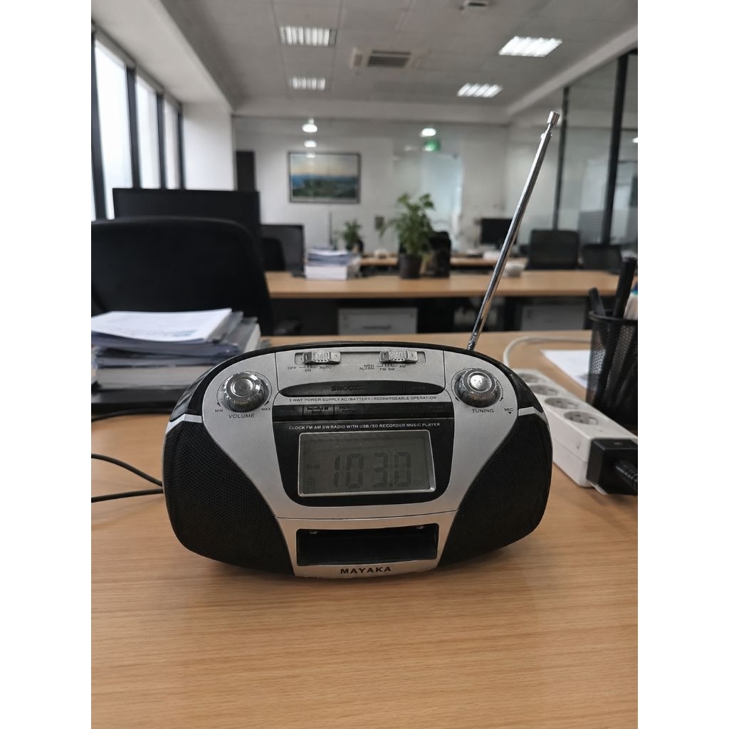 Radio Portable Digital MAYAKA FM/AM/SW – USB & Recorder