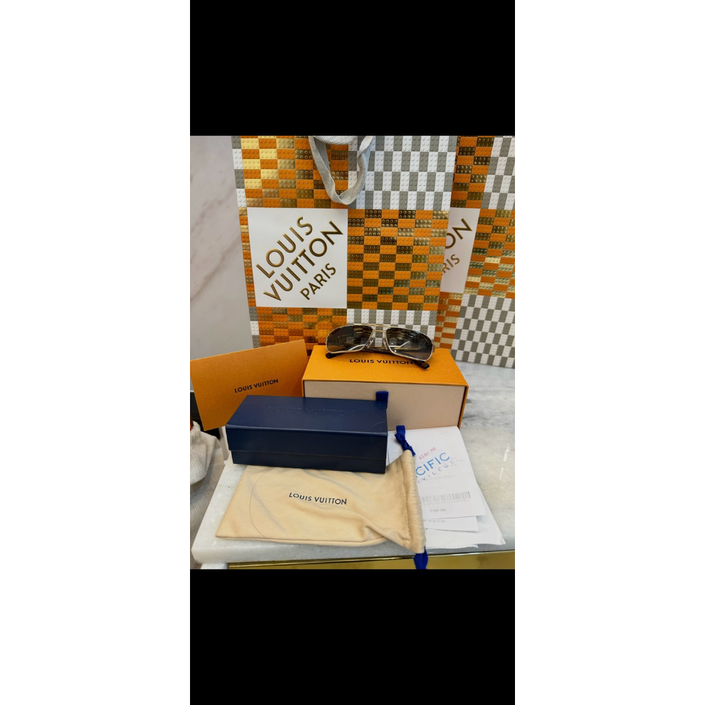 Kacamata Louis Vuitton Preloved Sunglasses