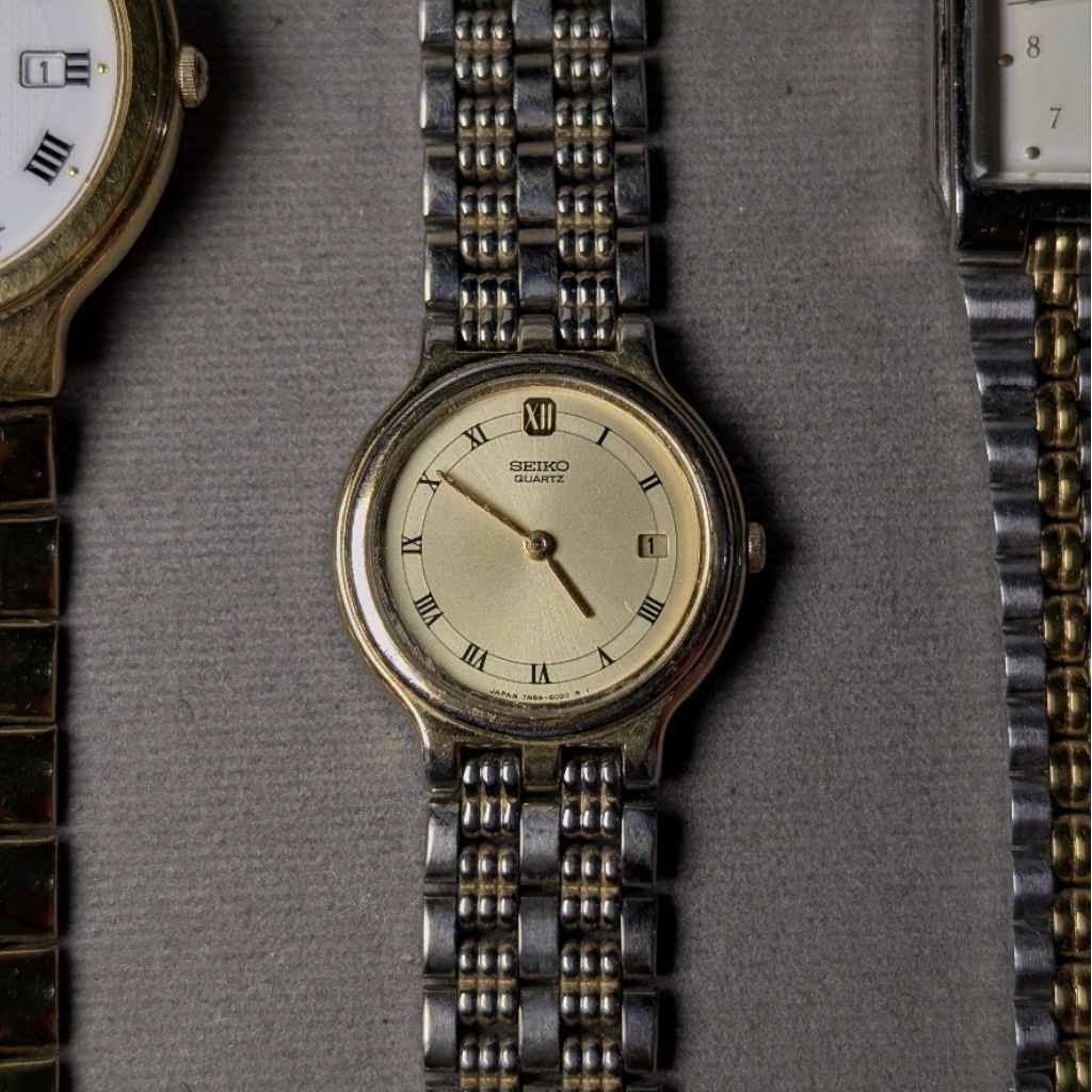 Vintage Seiko Roman Quartz ladies