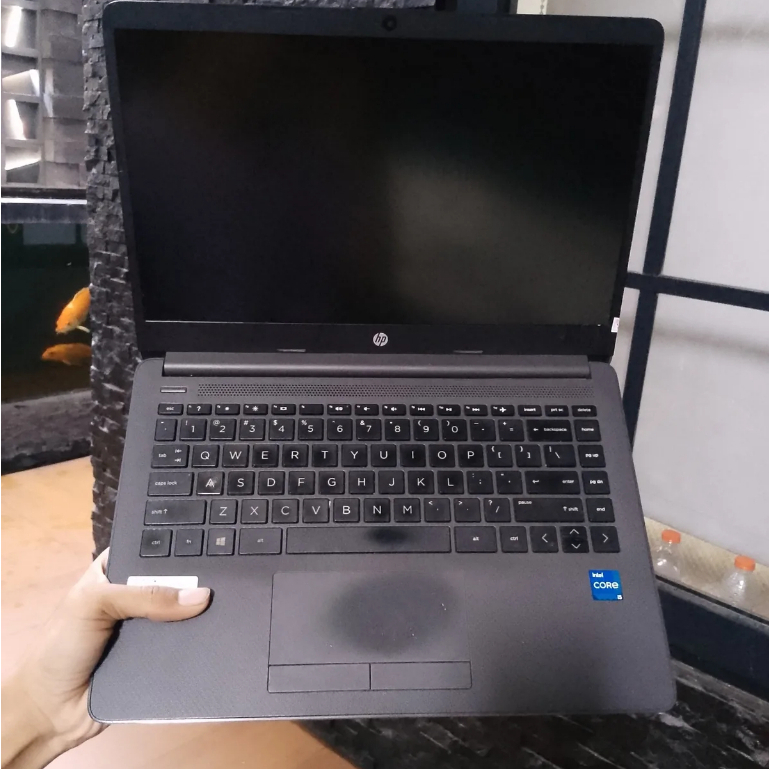 Laptop HP 240 G8 Intel Core i5-1135G7 Ram 8Gb Ssd 512Gb SCU24359