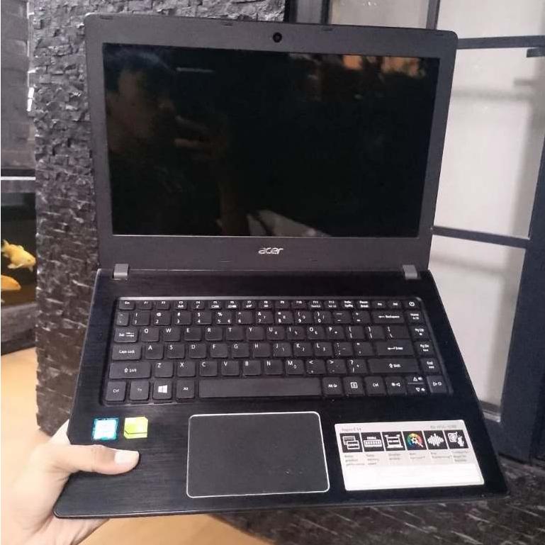 Laptop Acer Aspire E5-475G Intel Core i5-7200U NVIDIA GeForce 940MX Ram 8Gb Ssd 256Gb Spek Gaming Se