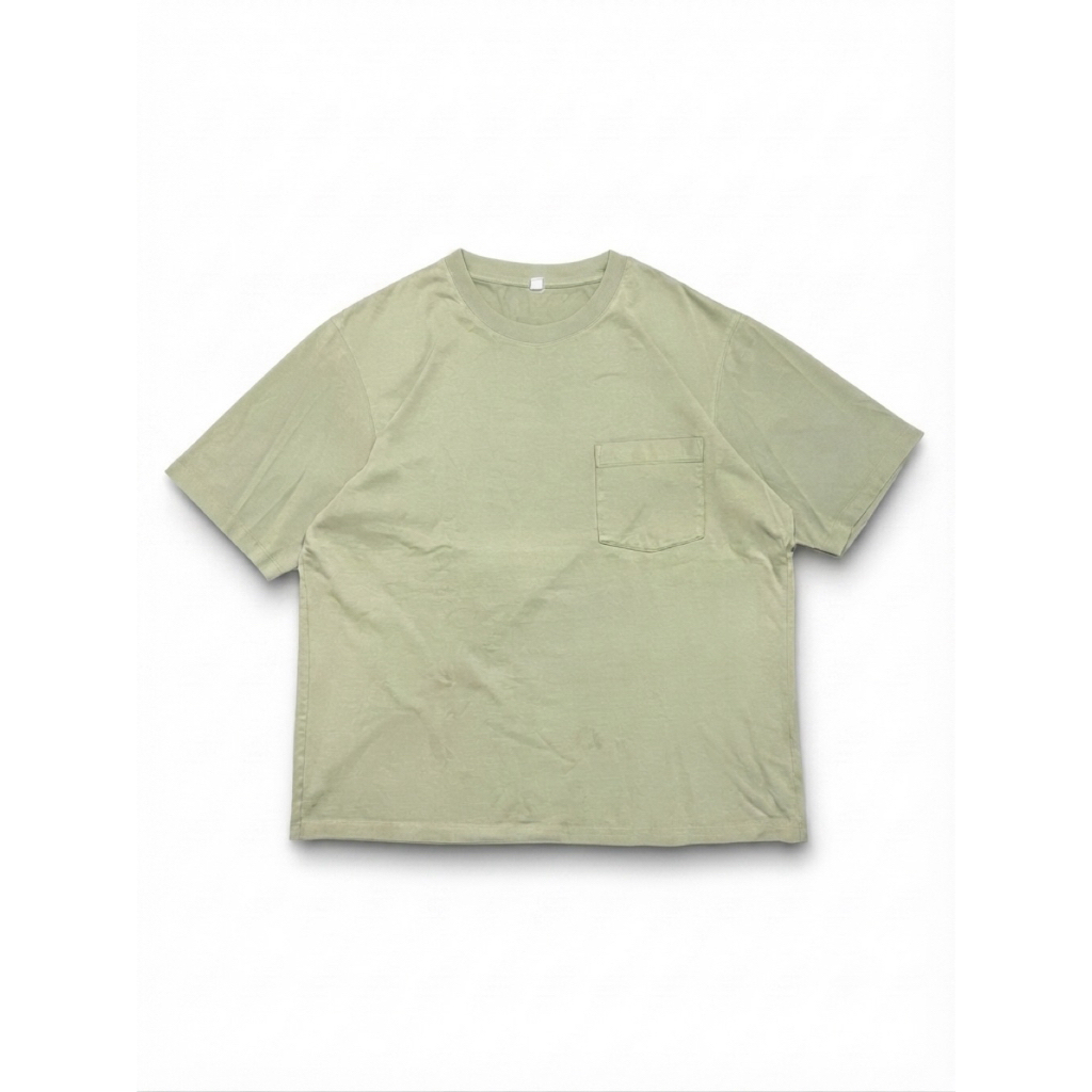 Uniqlo Oversized Pocket T-Shirt - Boxy Fit