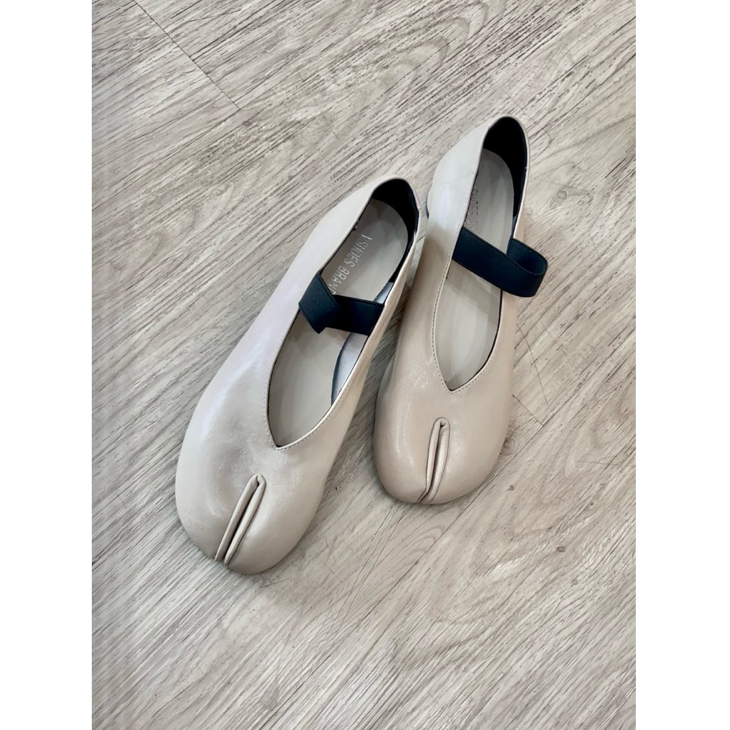 sepatu tapak kuda