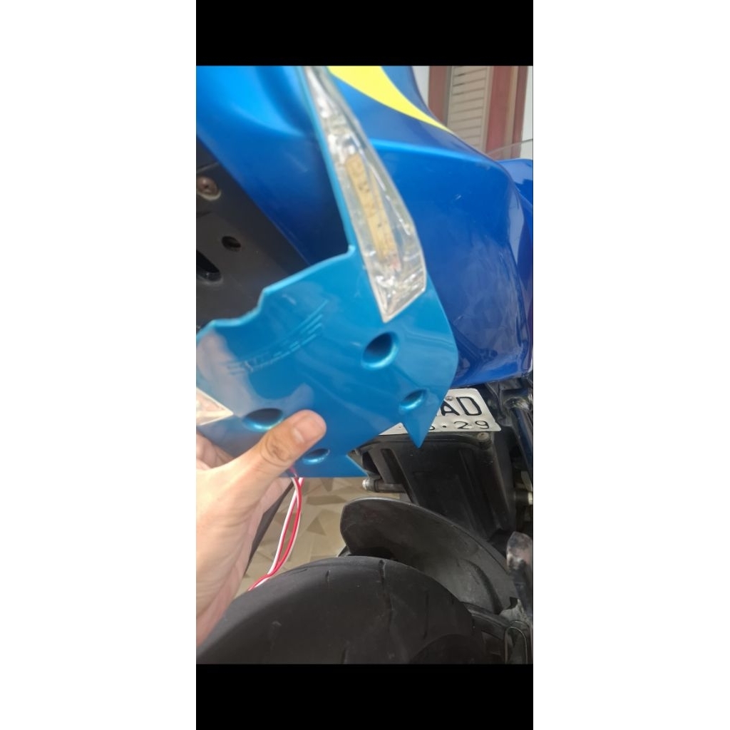 Preloved / Bekas Pemakaian Undertail tempel GSX R150 warna biru tosca