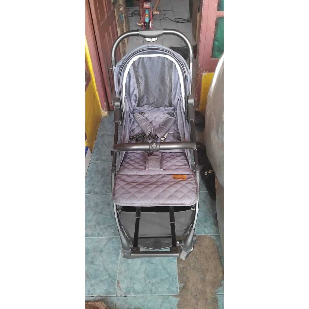 Stroller Bayi Lipat Cabin size Babydoes Pronto + Preloved