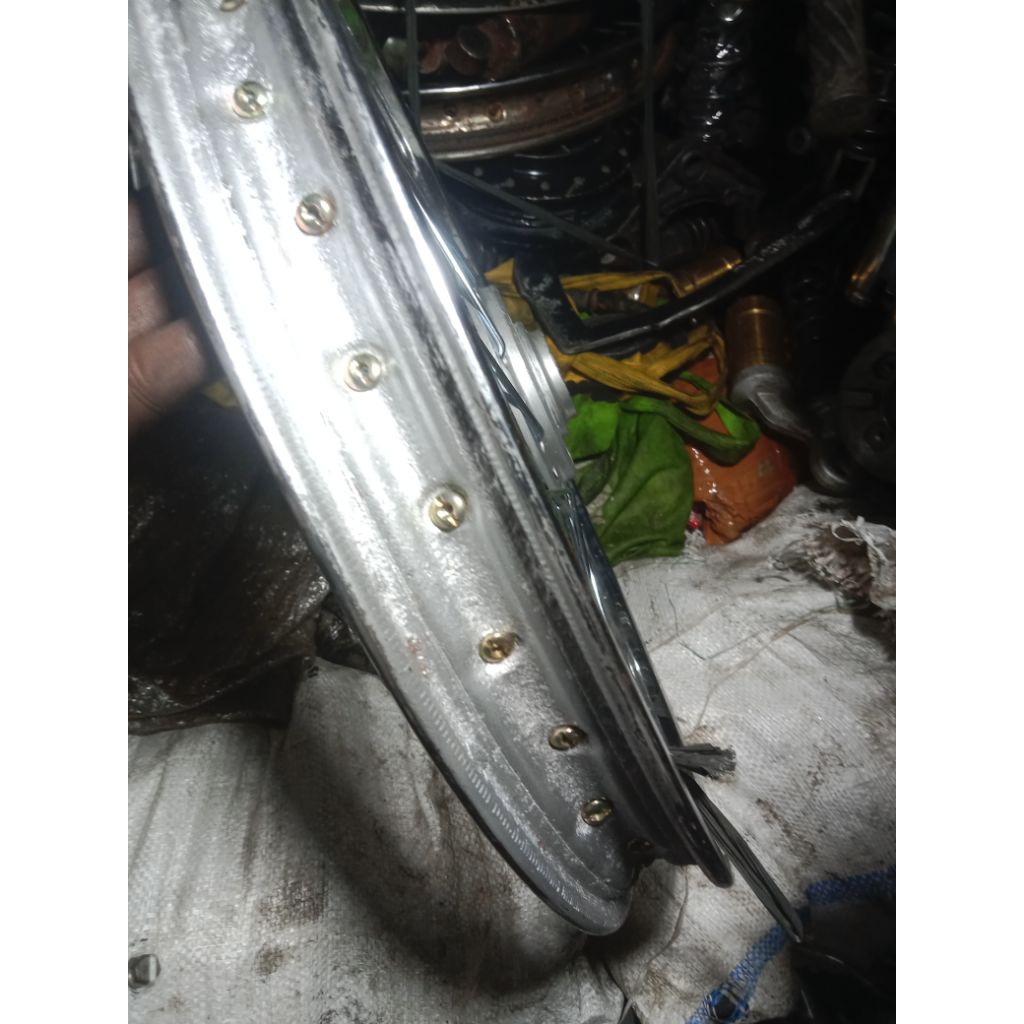 pelek supra x125/karisma depan saja